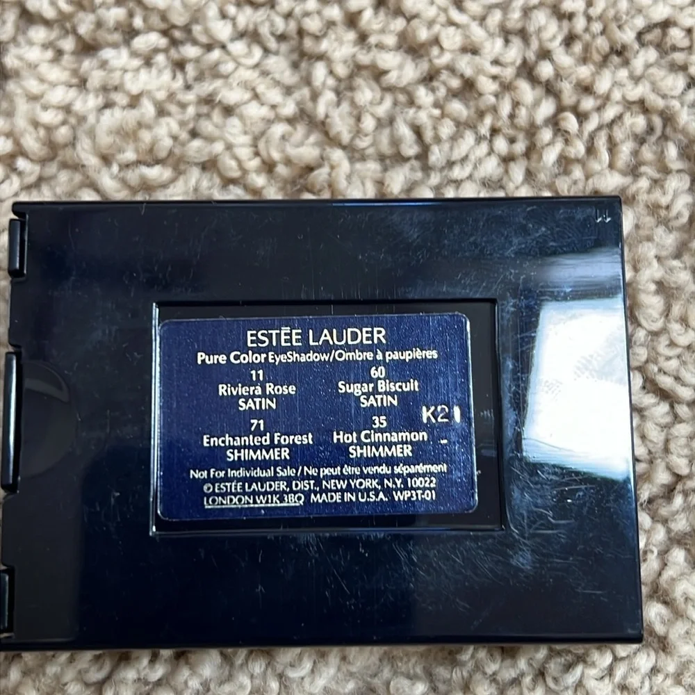 Estée Lauder pure color eyeshadow slide in palette.